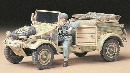 Model plastikowy German Kubelwagen Type 82 Tamiya