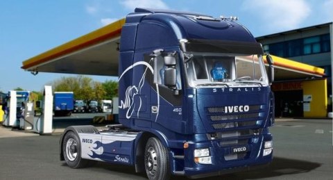 Iveco Stralis Revell