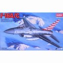 Model plastikowy F-16A/C Academy