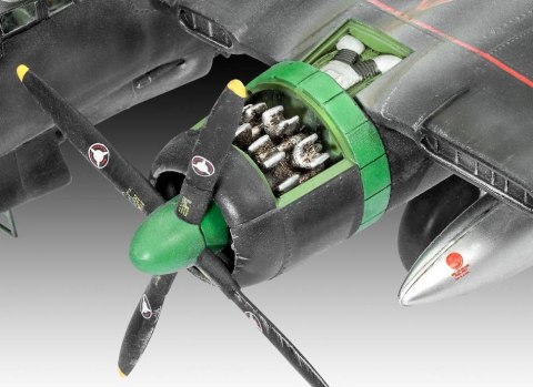 Model plastikowy Northrop P-61A/B Black Widow Revell