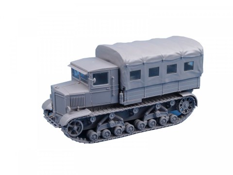 Russian Voroshilovets Tractor Trumpeter