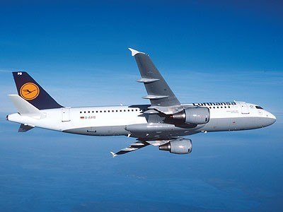 REVELL Airbus A320 Lufthansa Revell
