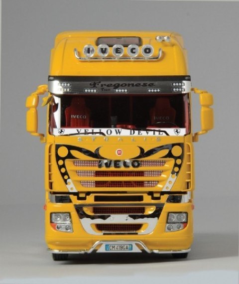 Iveco Stralis Tellow Devil Italeri