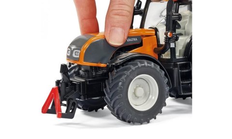 Traktor z kosiarką na wysięgniku Siku