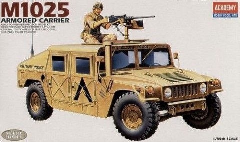 Model plastikowy M-1025 Armored Carrier Academy