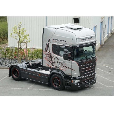 Model plastikowy Scania R730 streamline 4x2 Italeri