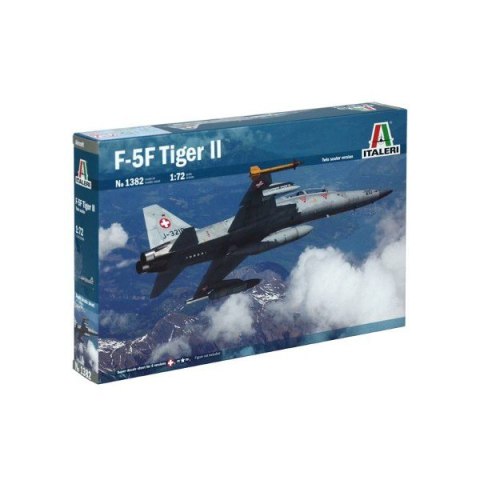 ITALERI F-5 F Twin Seate r Italeri
