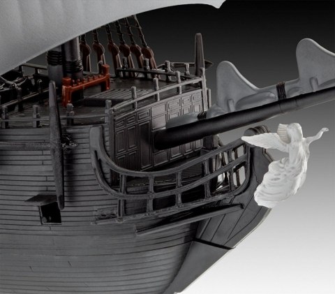 Model plastikowy Black Pearl 1/150 Revell