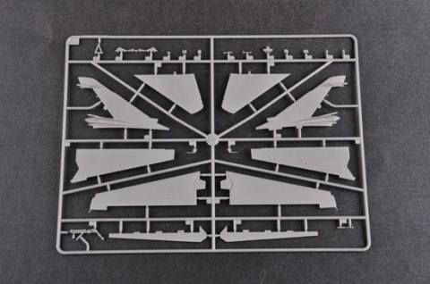 Model plastikowy Su-24MR Fencer-E Trumpeter
