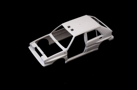 Lancia HF Integrale Italeri