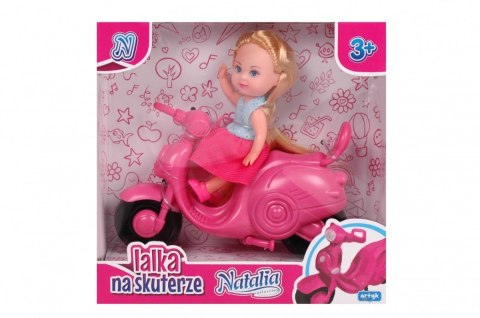 Lalka Natalia na skuterze Artyk