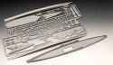 Model plastikowy Zestaw Upominkowy 100 Lat HMS Hood Revell