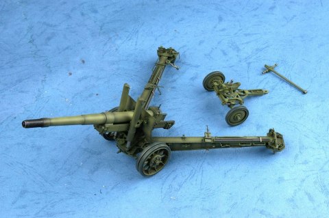 Model plastikowy 52mm Haubicoarmata M1937 ML-20 Trumpeter