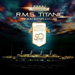Model plastikowy R.M.S. Titanic Premium Edition LED Academy
