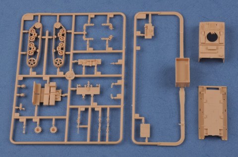 Model plastikowy ciągnik M4 High Speed Tractor (3-in/90mm) Hobby Boss
