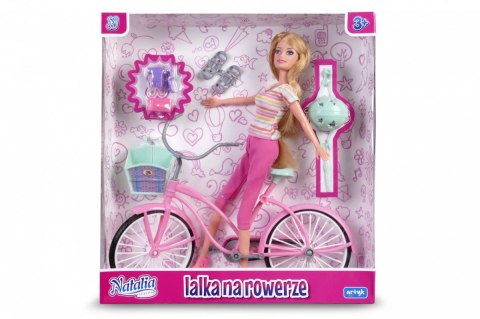 Lalka Natalia na rowerze Artyk