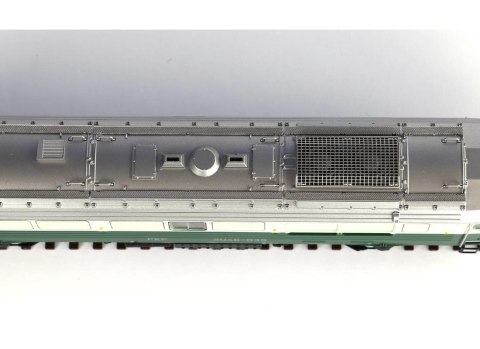 Lokomotywa spalinowa typ 303D SU46-039 PKP Piko
