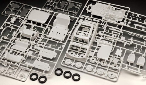 Model plastikowy 60 lat Trabanta Revell