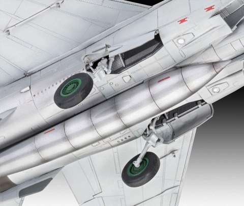 Model plastikowy MiG-25 RBT Revell