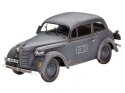 Model plastikowy niemiecki samochód sztabowy Kadett K38 Saloon Revell