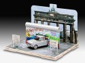 Model plastikowy 30th Anniversary Fall of the Berlin Wall Revell