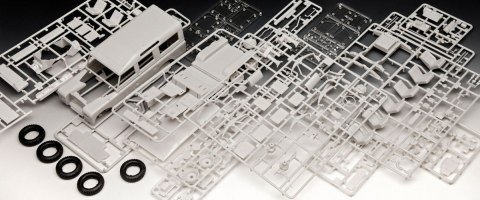 Model plastikowy Land Rover Seria III Revell