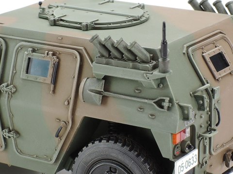 Model plastikowy JGSDF Light Armored Vehicle Tamiya