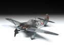 Model plastikowy Yak-9D radziecki myśliwiec Zvezda