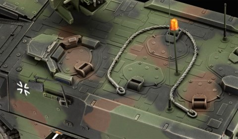 Model plastikowy Pojazd GTK Boxer GTFZ 1/35 Revell