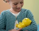 Figurka Gumimalsy interaktywny miś zółty Epee