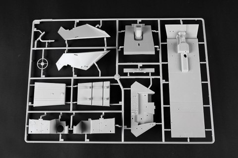 Model plastikowy Sd.Kfz 251D 1/16 Trumpeter