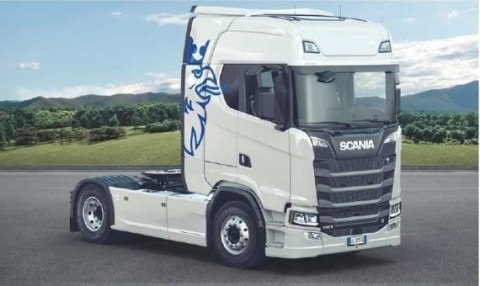 Model plastikowy Scania 770S V8 White Cab 1/24 Italeri