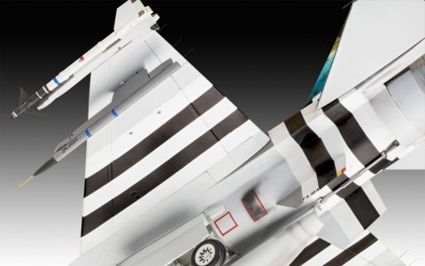 Model plastikowy Samolot 50TH Anniversary F-16 Falcon 1/32 Revell