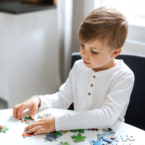 Puzzle 30 elementów Kolory Spider Mana Trefl