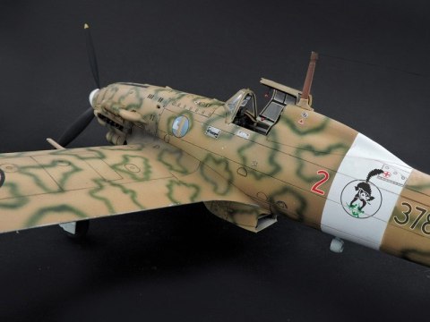 Model plastikowy Macchi MC.205 Veltro 1/32 Italeri