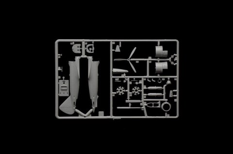 Model plastikowy Reggiane Re.2002 Ariete 1/72 Italeri