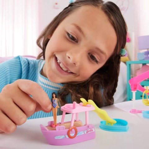Pojazd Barbie Mini Barbieland, Łódź Mattel