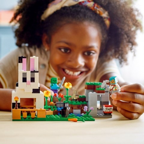 Klocki Minecraft 21181 Królicza farma LEGO