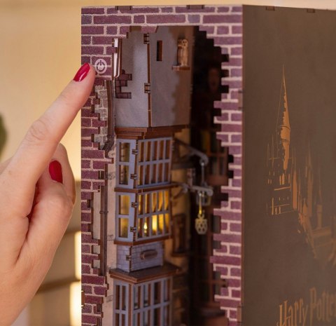 Diorama Tiny Adventures Ulica Pokątna-Harry Potter Revell RC
