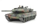 Model plastikowy Leopard 2 A6 Main Battle Tank Tamiya