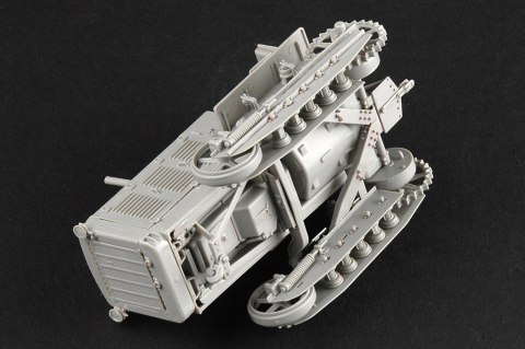 Model plastikowy ChTZ S-65 rosyjski ciągnik Trumpeter