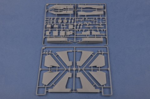Model plastikowy Russian Su-34 Fullback Hobby Boss