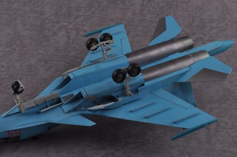 Model plastikowy Russian Su-34 Fullback Hobby Boss
