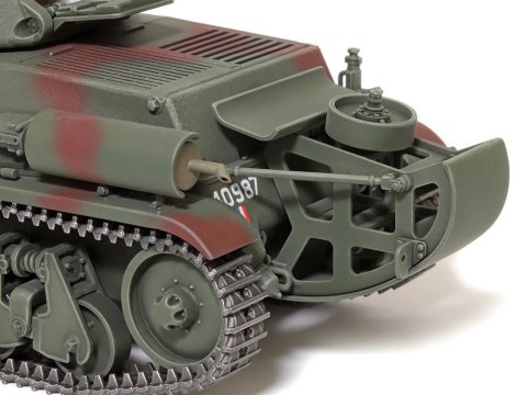 Model plastikowy French Light Tank H39 Pz.Kpfw.38H 735 Tamiya