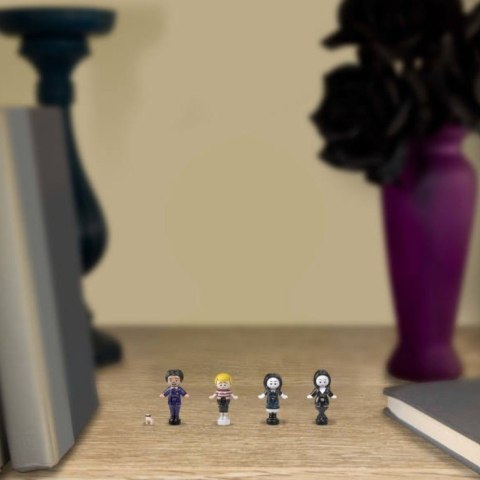 Zestaw kolekcjonerski Polly Pocket Rodzina Adamsów Mattel