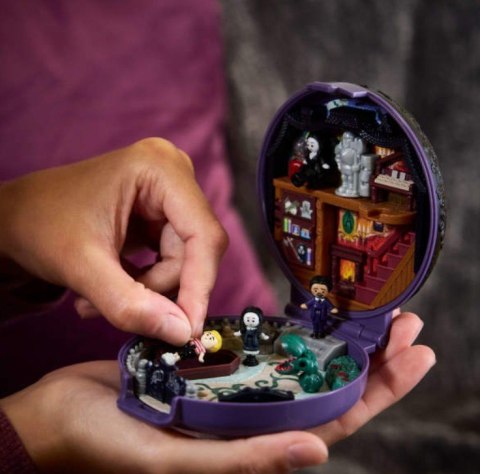 Zestaw kolekcjonerski Polly Pocket Rodzina Adamsów Mattel