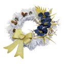Biały wianek świąteczny na Boże Narodzenie stroik na drzwi handmade