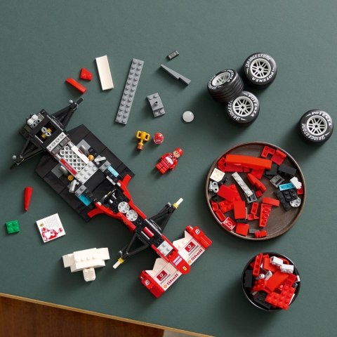 Klocki Icons 11375 Ferrari F2004 i Michael Schumacher LEGO