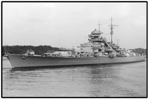 Klocki Battleship Bismarck 3204 klocków Cobi Klocki