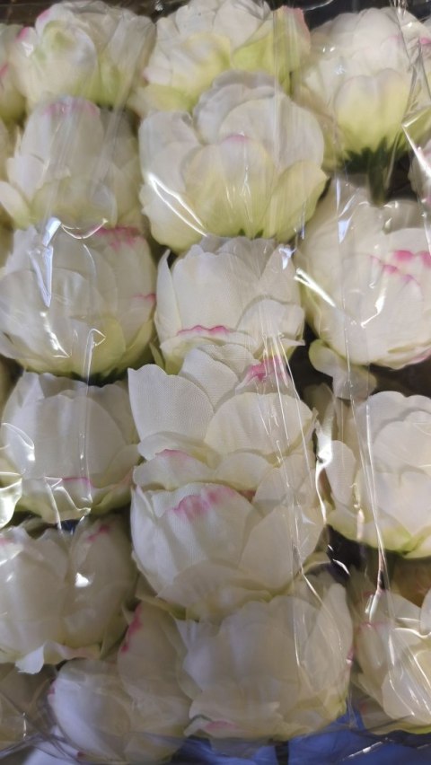 Peonia kamelka mini główka wyrobowa różowe końcóweczki